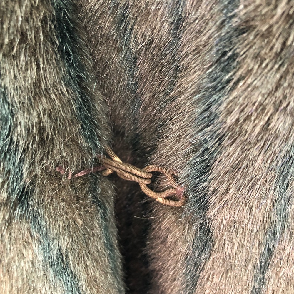 Vintage Jordache faux fur coat - Picture 9 of 16